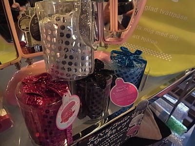 SHOWER CAP