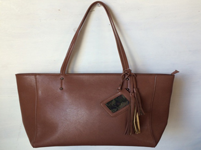 TASSEL TOTE